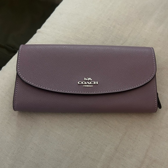 Coach Handbags - EUC COACH Women’s Crossgrain Slim Envelope Wallet Rich Purple Plum Silver HW